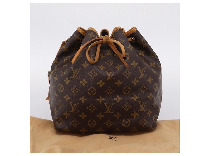 LOUIS VUITTON Monogram Petit Noe Shoulder Bag M42226 LV - vista 12