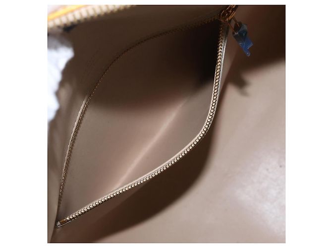 LOUIS VUITTON Monogram Vernis Mercer Boston Bag Beige M91000 LV - vista 28