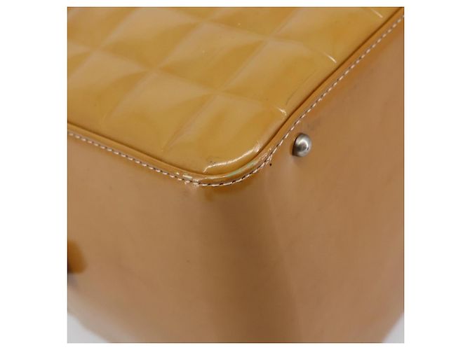 CHANEL Choco Bar Hand Bag Patent Yellow Silver CC - vista 14