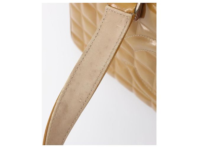 CHANEL Choco Bar Hand Bag Patent Yellow Silver CC - vista 19