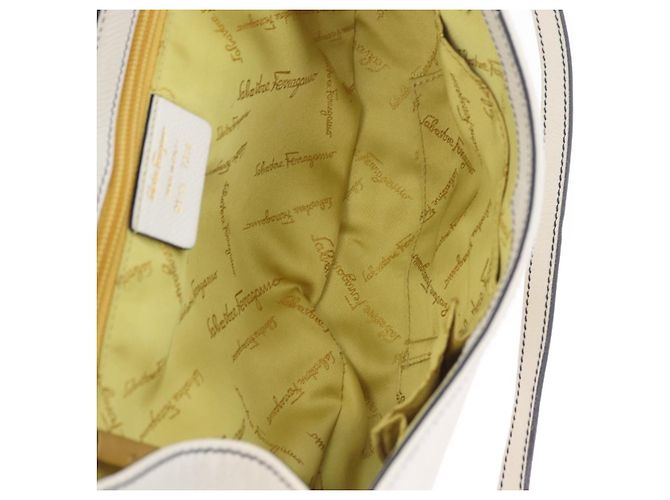 Salvatore Ferragamo Shoulder Bag Leather White Gold - vista 22