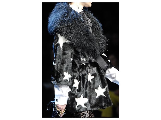 Abrigo de piel Dolce & Gabbana estampado estrellas - vista 18