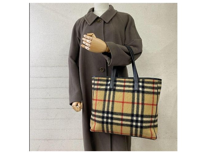 Burberry Borsa Tote in Lana e Pelle a Quadri - vista 16