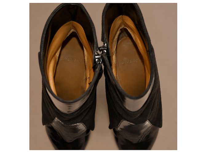 Stivaletti Givenchy in pelle e camoscio nero con zeppa - vista 13