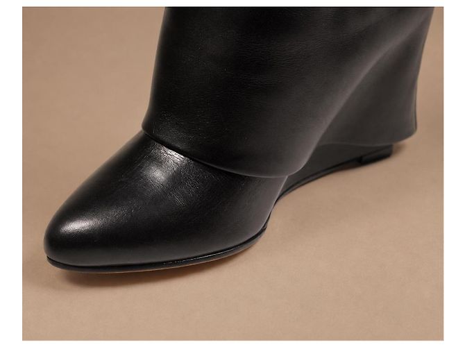 Givenchy Stivaletti Shark Lock in pelle nera - vista 11
