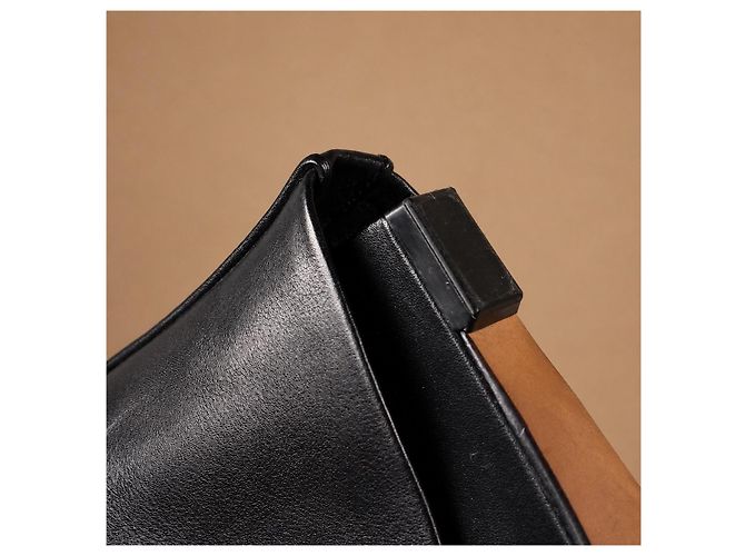 Givenchy Stivaletti Shark Lock in pelle nera - vista 12
