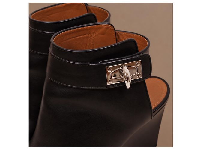 Givenchy Botines Shark Lock de cuña en cuero negro - vista 6