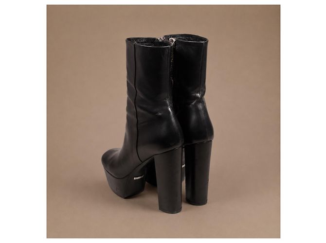 Gucci Stivaletti platform Runway in pelle nera - vista 5