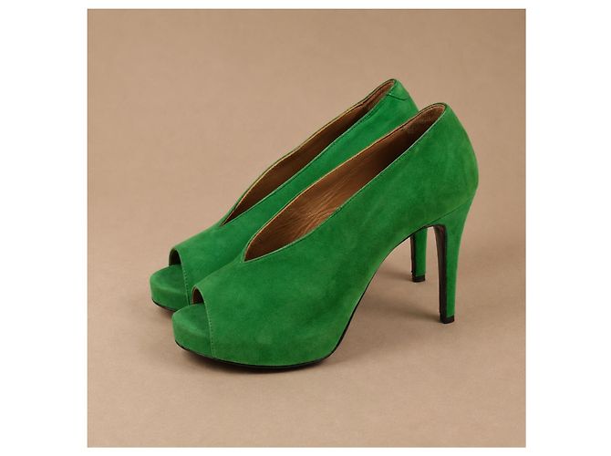 Hermès Décolleté peep-toe in camoscio verde - vista 3