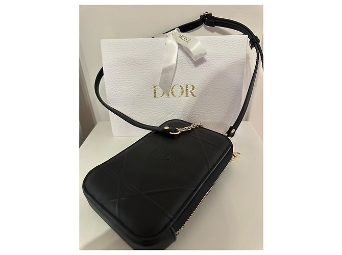 Dior Beauty Uniforme Pochette a Tracolla in Pelle Nera - vista 4