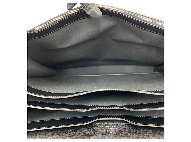 Borsa da lavoro Louis Vuitton Robusto 2 in pelle Taiga - vista 8