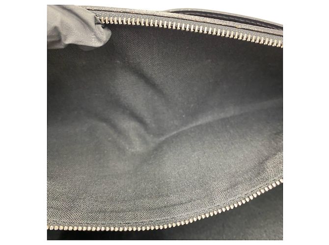 Borsa da lavoro Louis Vuitton Robusto 2 in pelle Taiga - vista 9