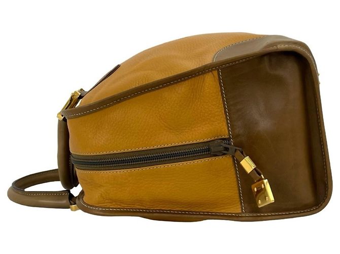 Mini borsa Boston in pelle con logo Anagram inciso Loewe - vista 4