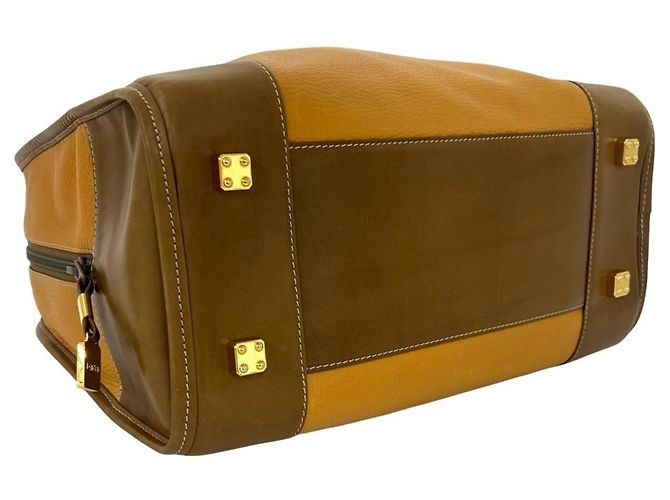 Mini borsa Boston in pelle con logo Anagram inciso Loewe - vista 6
