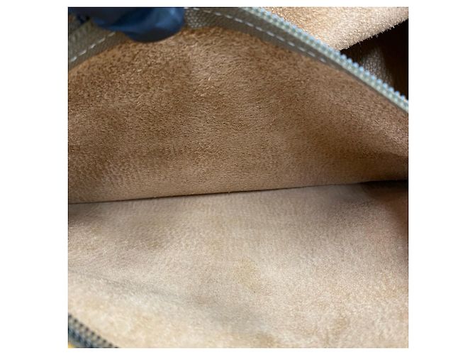 Mini borsa Boston in pelle con logo Anagram inciso Loewe - vista 9