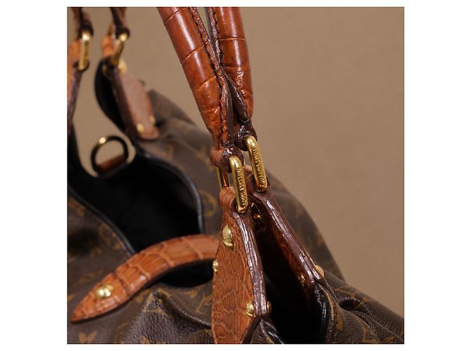 Borsa a tracolla Louis Vuitton Mahina XL Alligator Monogram Canvas - vista 14