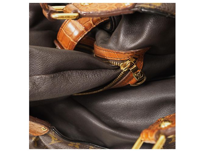 Borsa a tracolla Louis Vuitton Mahina XL Alligator Monogram Canvas - vista 20