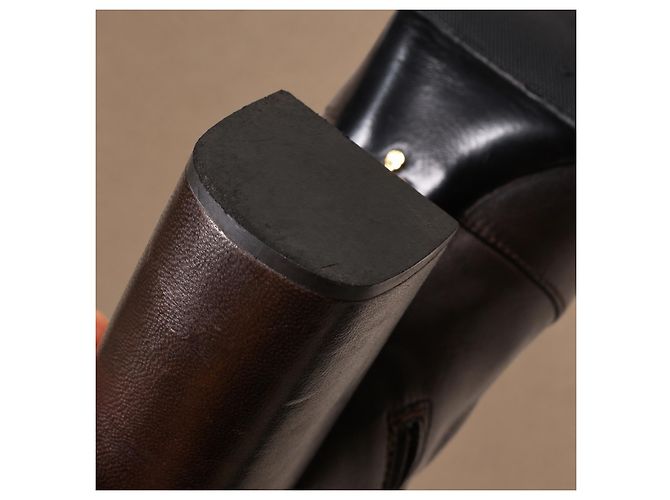 Botas altas Prada de cuero marrón para mujer - vista 14
