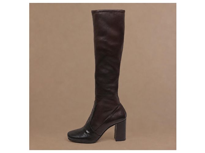 Botas altas Prada de cuero marrón para mujer - vista 9