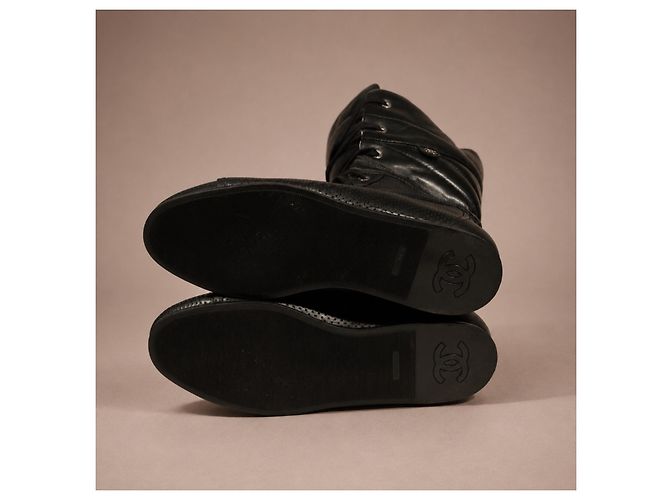 Chanel Botas altas de piel negra - vista 17