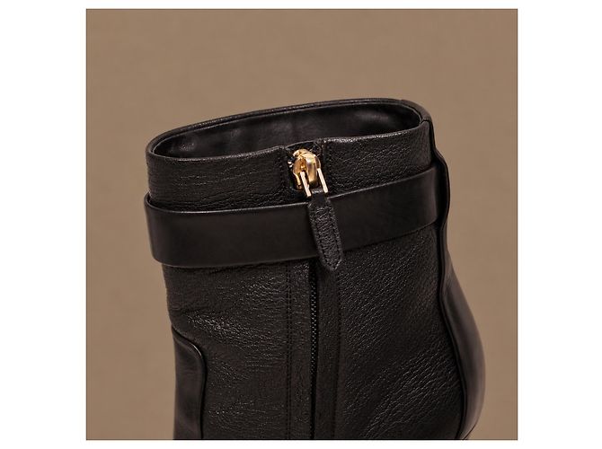 Givenchy Shark Lock Stiefeletten aus Leder - Schwarz - Ansicht 10