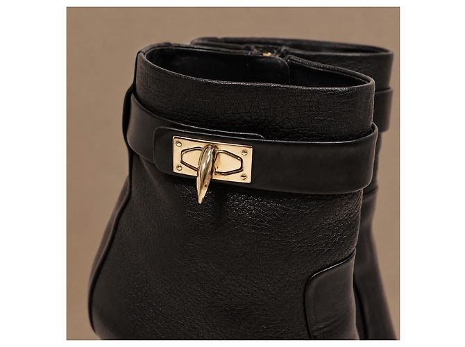 Givenchy Shark Lock Stiefeletten aus Leder - Schwarz - Ansicht 12