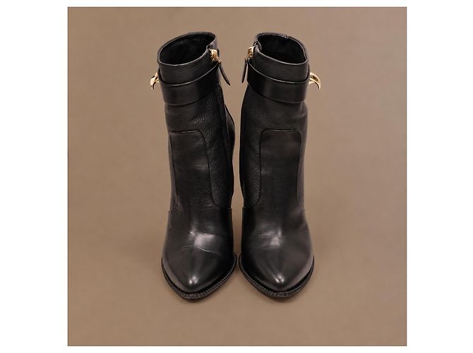 Givenchy Shark Lock Stiefeletten aus Leder - Schwarz - Ansicht 5