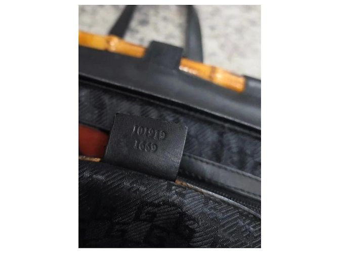 Borsa Gucci Bamboo Bullet in pelle nera - vista 12