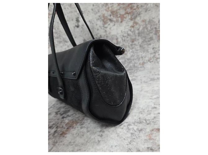 Borsa Gucci Bamboo Bullet in pelle nera - vista 4