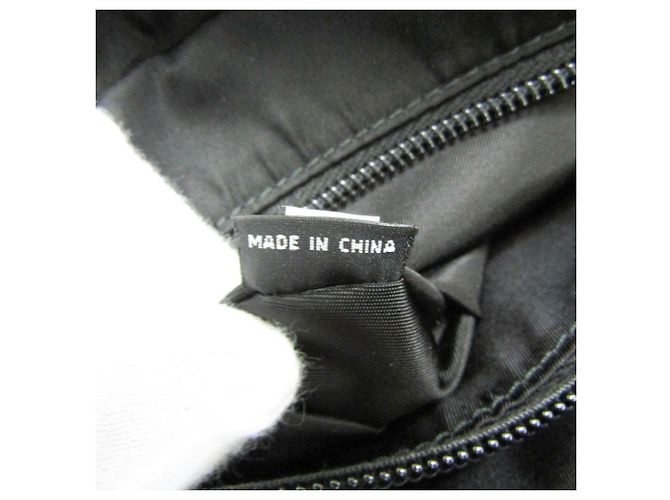 Petit sac bandoulière Prada avec logo triangle - vue 10
