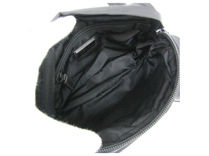 Petit sac bandoulière Prada avec logo triangle - vue 3