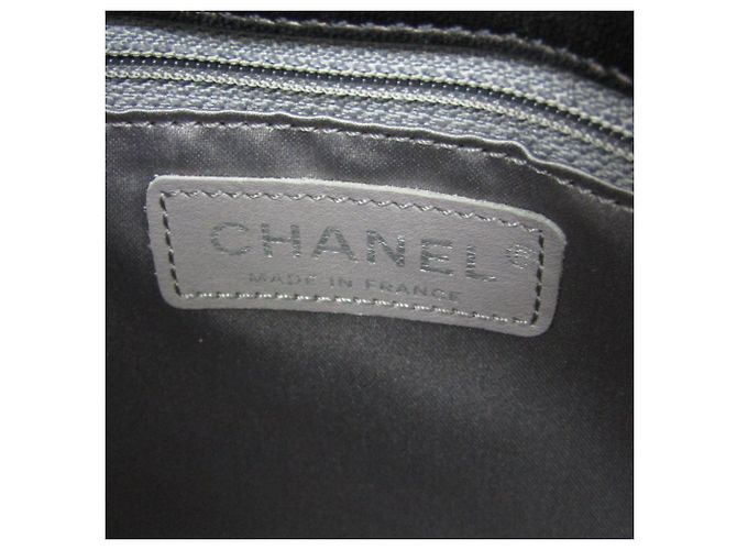 Borsa a tracolla Chanel in Toile vernice con catena A47155 - vista 14