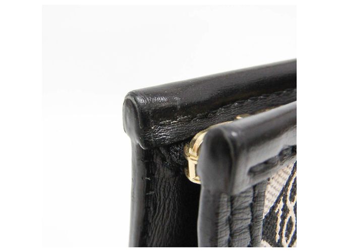 Louis Vuitton Since 1854 Poche Toilette 26 Clutch Bag - vista 8