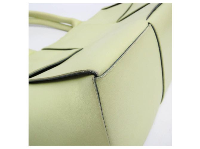 Bottega Veneta Maxi Intrecciato Arco Tote - view 7