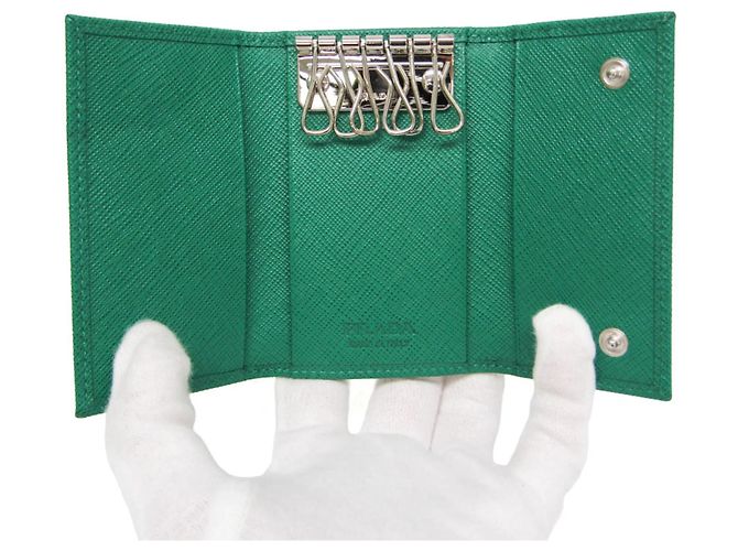 Prada Saffiano 2PG222 Schlüsselfach in Green - Ansicht 4