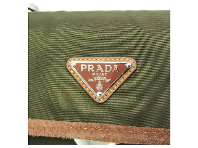 Custodia per smartphone Prada in Re-Nylon con tracolla 2ZH108 - vista 11