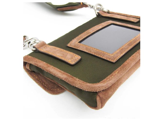 Custodia per smartphone Prada in Re-Nylon con tracolla 2ZH108 - vista 4