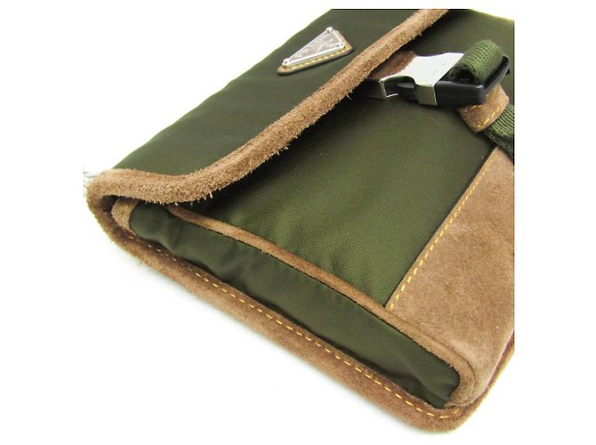Custodia per smartphone Prada in Re-Nylon con tracolla 2ZH108 - vista 6