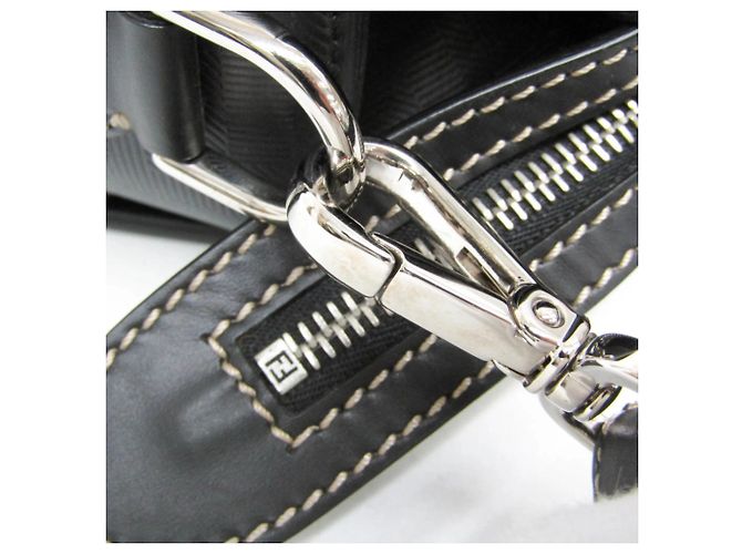 Fendi Zucca Soft Trunk 7VA571 Borsa Boston/a tracolla da uomo Nero - vista 11