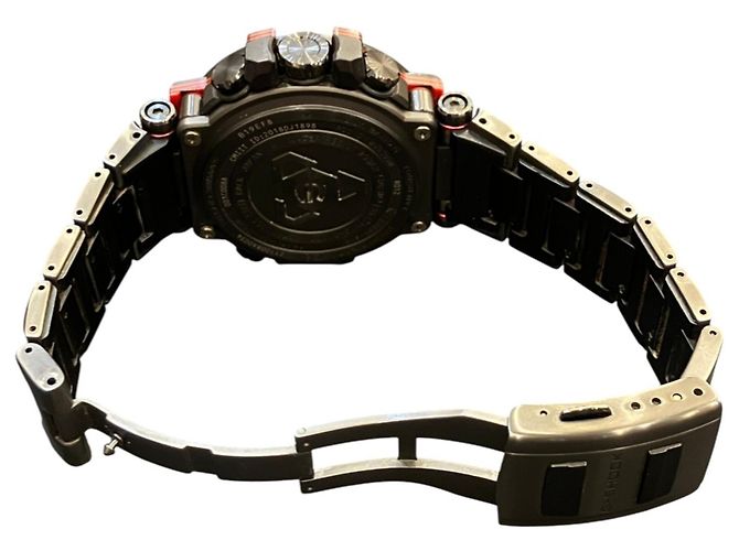 Casio MTG-B1000XBD-1AJF Radio-Controlled Solar Watch - view 7