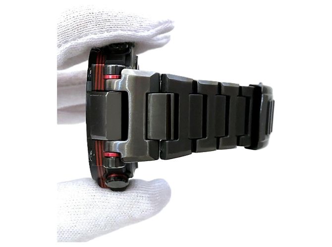 Casio MTG-B1000XBD-1AJF Radio-Controlled Solar Watch - view 8