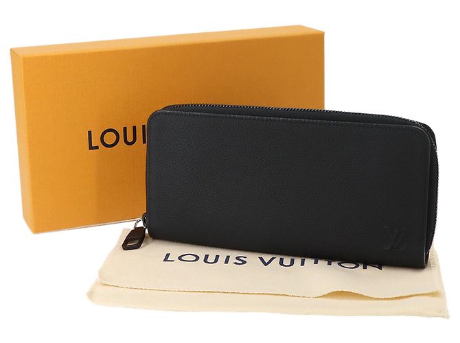Louis Vuitton LV Aerogram Zippy Wallet - view 2