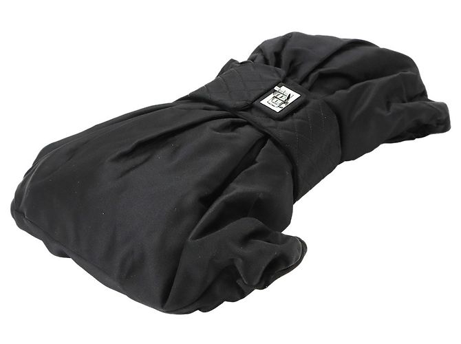 Borsa a tracolla Chanel 2.55 con catena a nastro in raso nero - vista 4