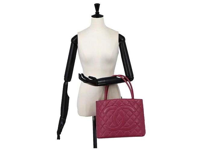Chanel Medallion Tote Bag - Ansicht 10