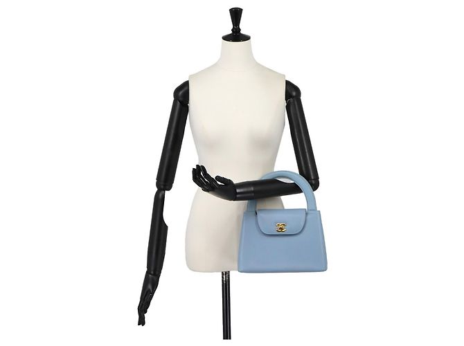 Chanel Kelly Handtasche in Hellblau - Ansicht 9