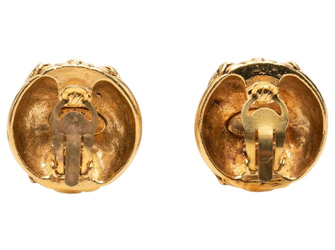 Orecchini a clip Chanel Gold CC placcati oro dome - vista 2