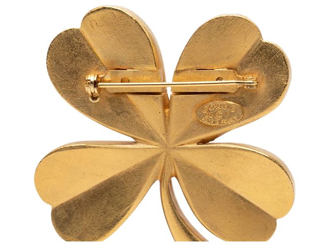 Spilla Chanel Gold CC Quadrifoglio placcata oro spazzolato - vista 3