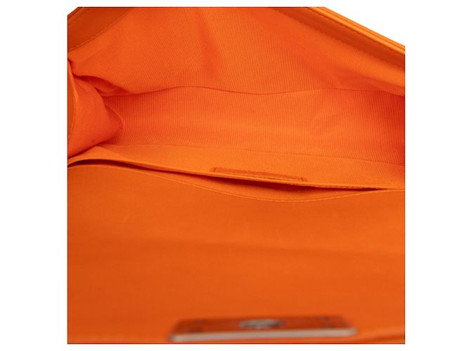 Chanel Orange Old Medium Quilted Lambskin Boy Flap - vista 4