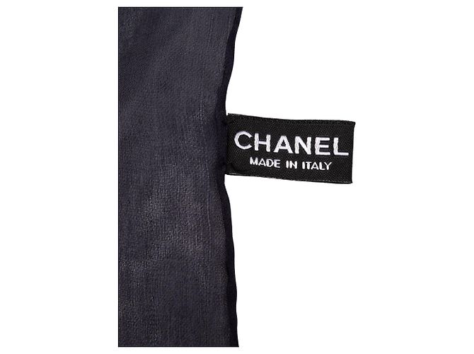Foulard in seta Chanel con stampa geometrica CC nera - vista 3