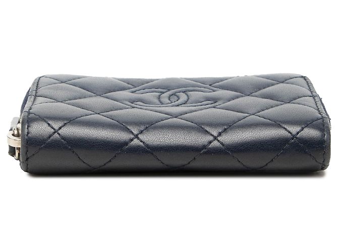 Monedero con cremallera Chanel Blue CC de piel de cordero acolchada - vista 3